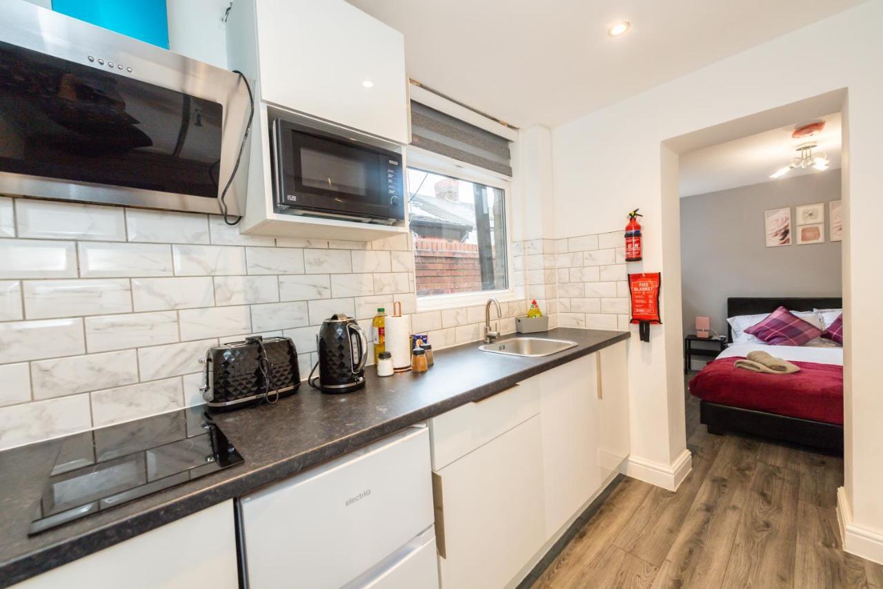 Five Seasons Liverpool City - Modern Studios Near Anfield Buitenkant foto